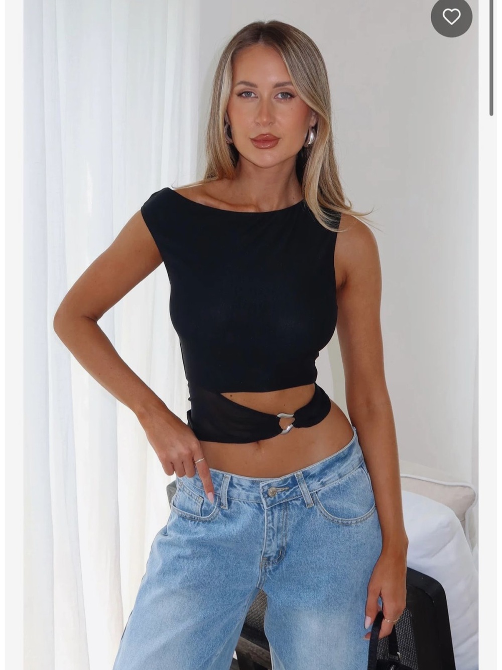 White Fox Confessions Black Top